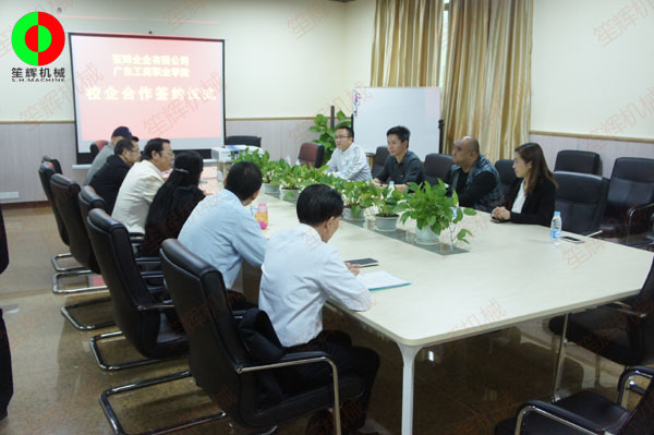 fish cutting fish cutting