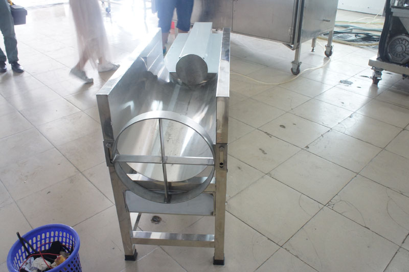 commercial vegetable cutting machine