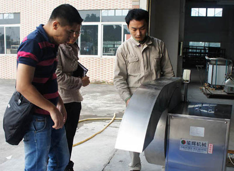 Our company provides potato cleaning and drying production line for American customers 3