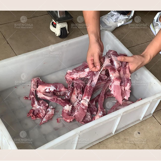 Automatic spare ribs dicing equipment meat cube cutter pork ribs slitting machine