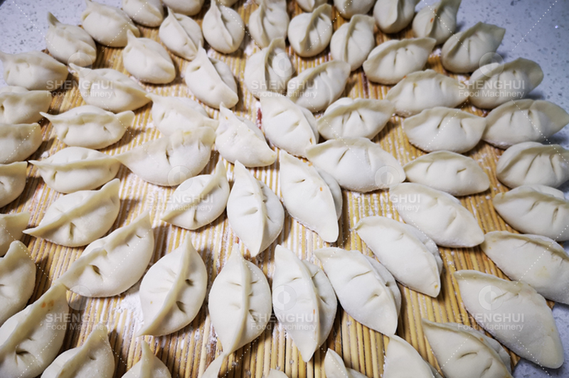 automatic dumpling making machine 1