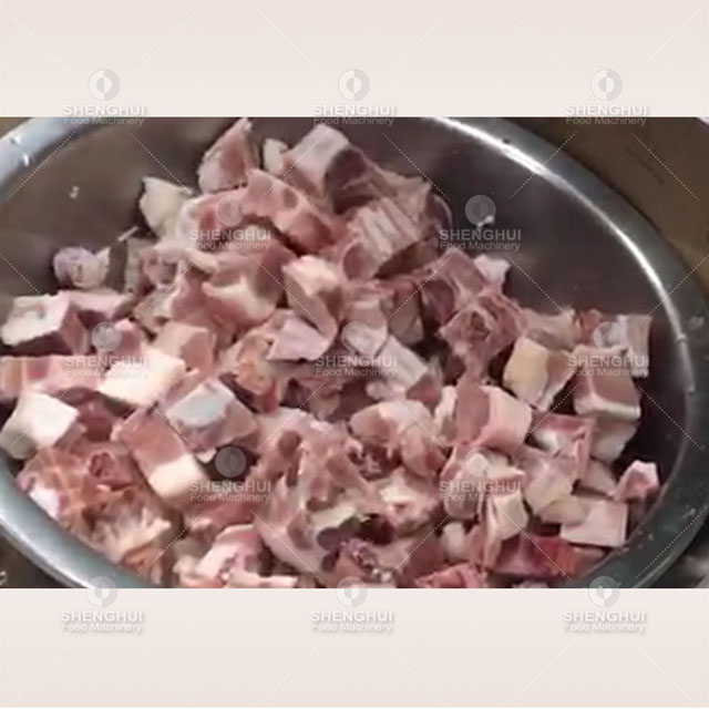 Automatic frozen meat dicing machine whole chicken cutting equipment fish cutting machine spare ribs cutter