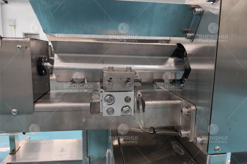 cassava peeling machine3.jpg