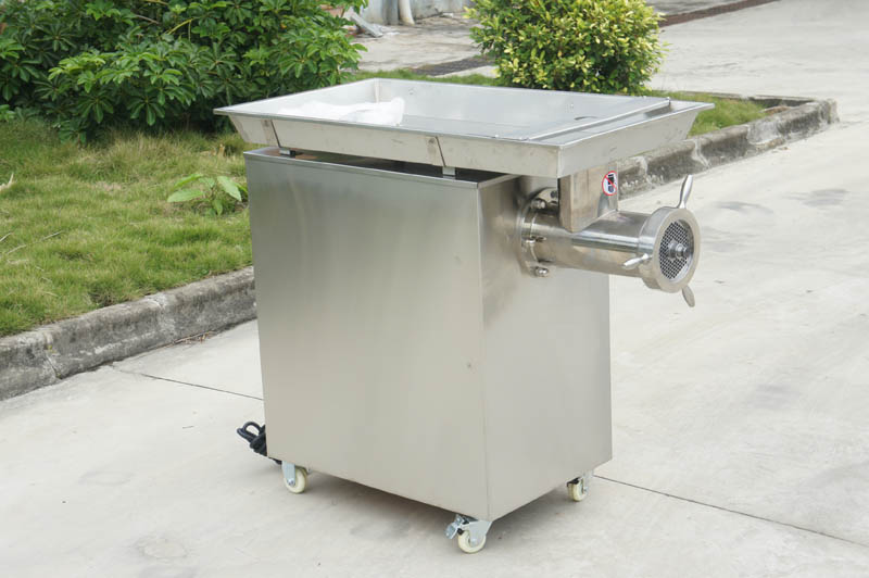 meat mincer machine