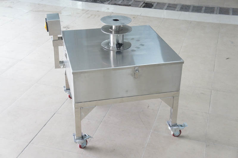 Reduce the manual operation with automatic cutting machine